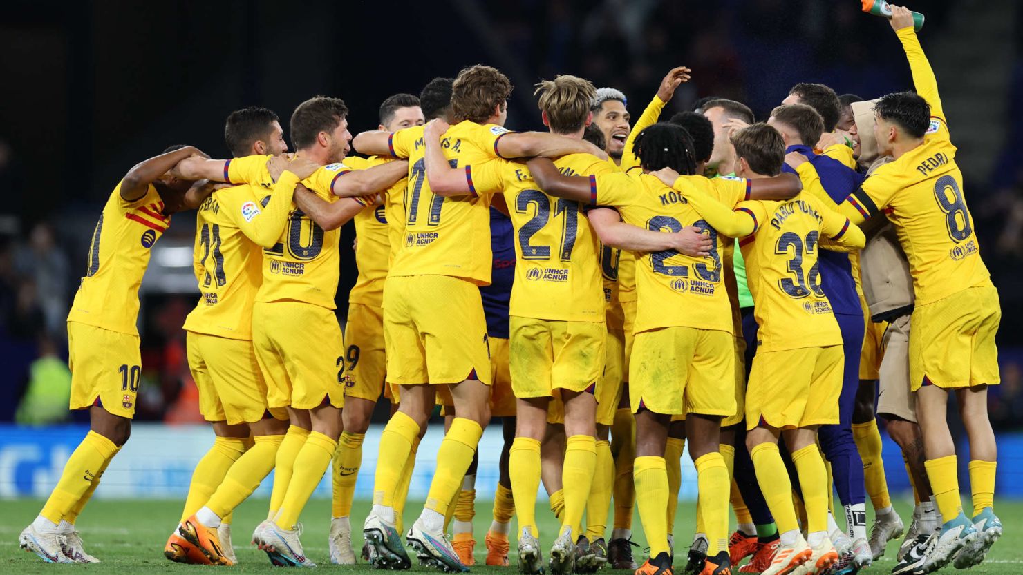 凯恩切换到“全能战士”模式，拜仁可以专心打欧冠了！